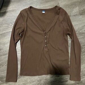 Old navy long sleeve shirt